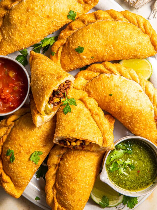 Top 10 Must-Try Spots for Mouthwatering Empanadas in Miami, Florida