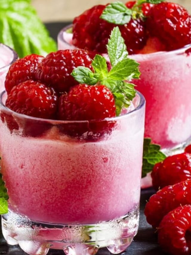 Top 10 Healthy and Tasty berry recipes